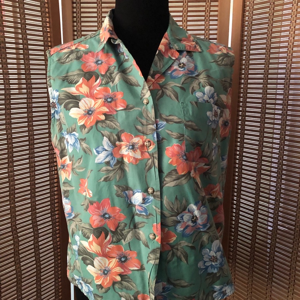 LOT of 2: Vintage 70s Hawaiian muumuu and GAP Hawaiian floral print women's top - Picture 8 of 14